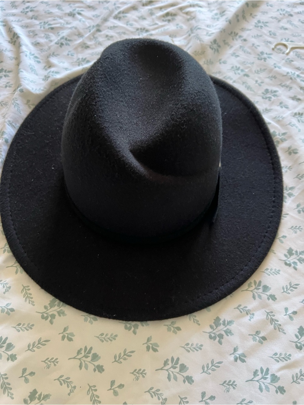 Black Women’s Wool Fedora Hat - Stylish Everyday Accessory